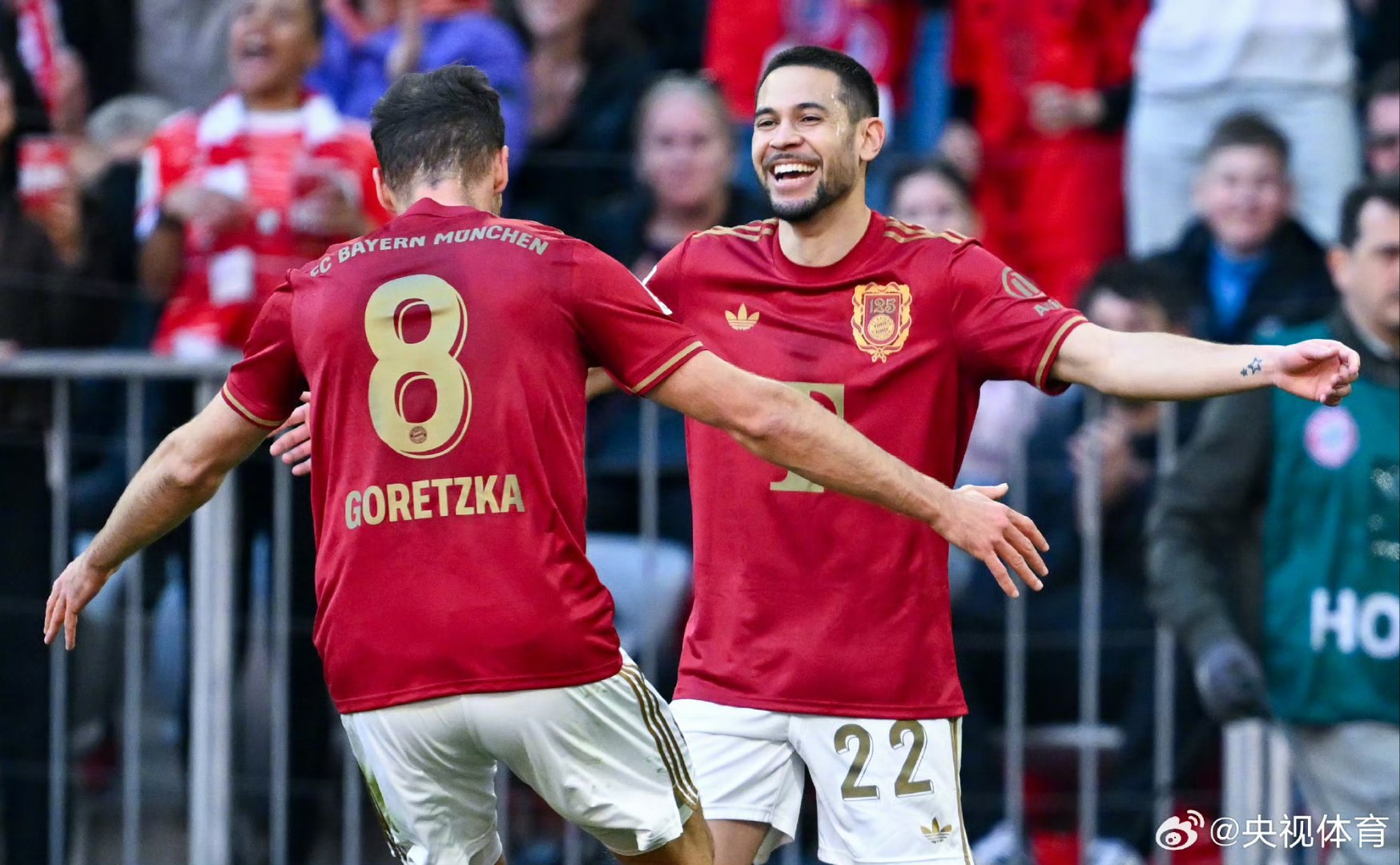 刚刚！莱比锡围绕英超再遭质疑巴塞罗那冲击纪录，AC米兰转会期门线救险(巴塞罗那转会一览)