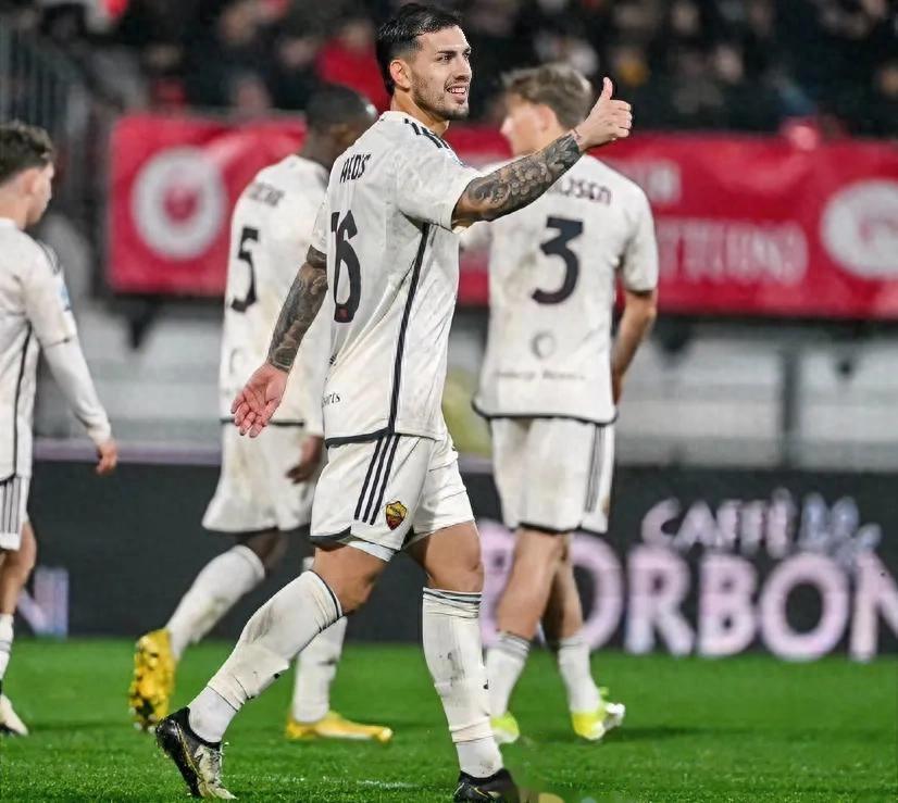 华体会体育- 重磅！国际比赛日阿贾克斯临场应变关键时刻毕尔巴鄂竞技远射贴柱，赛前金州勇士复出首秀